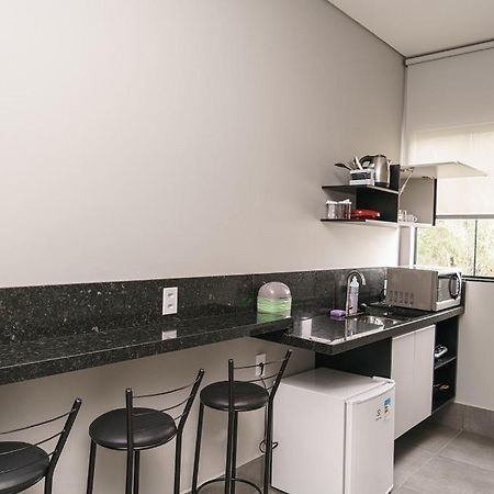 Apartamento Com Cozinha Privativa Apartment Foz do Iguacu Bagian luar foto